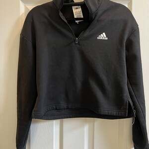 Adidas Essential Women's Fleece Cropped 1/4-Zip Pullover Sweatshirt